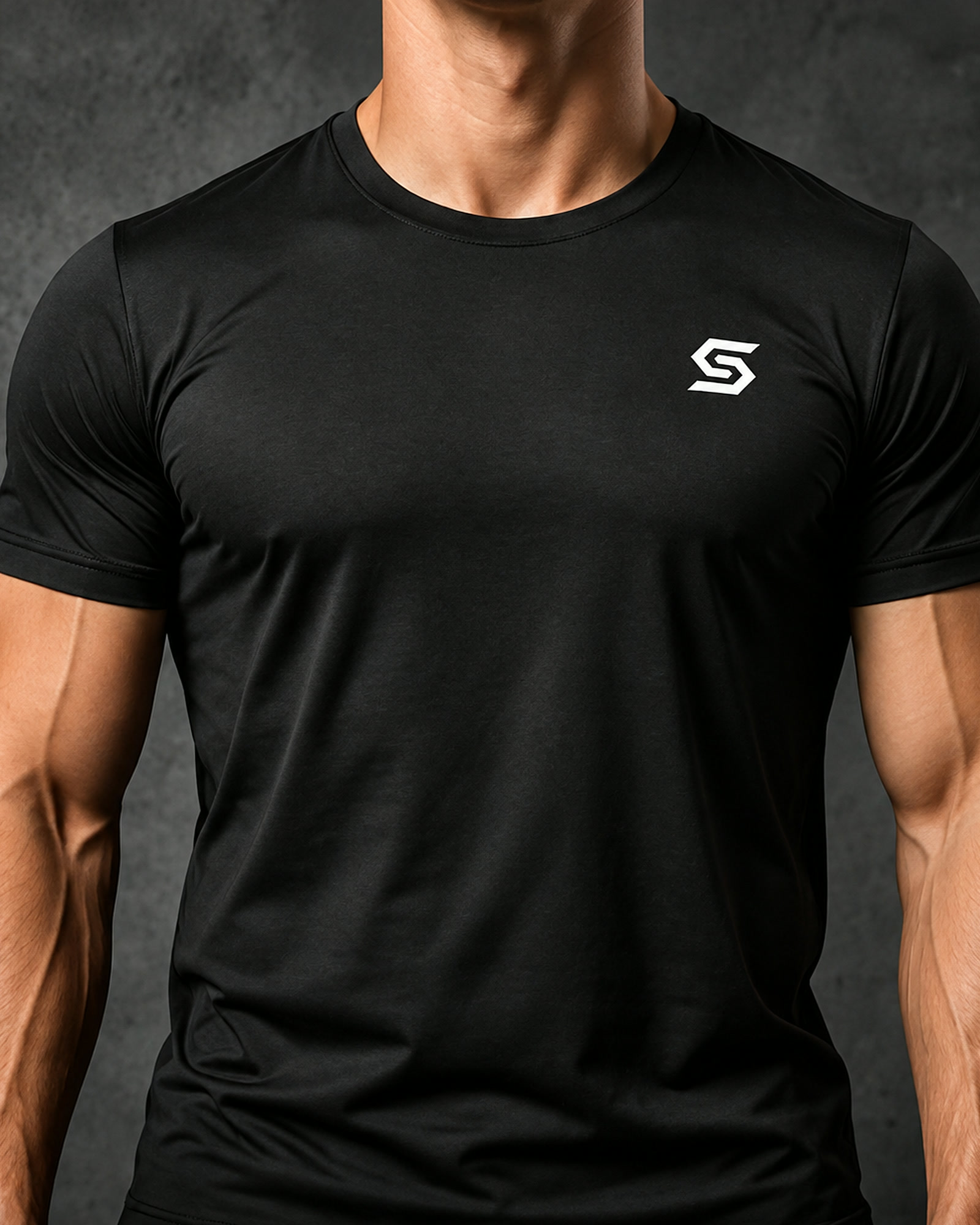 Kompressionsshirt Schwarz mit S-Logo — vorne